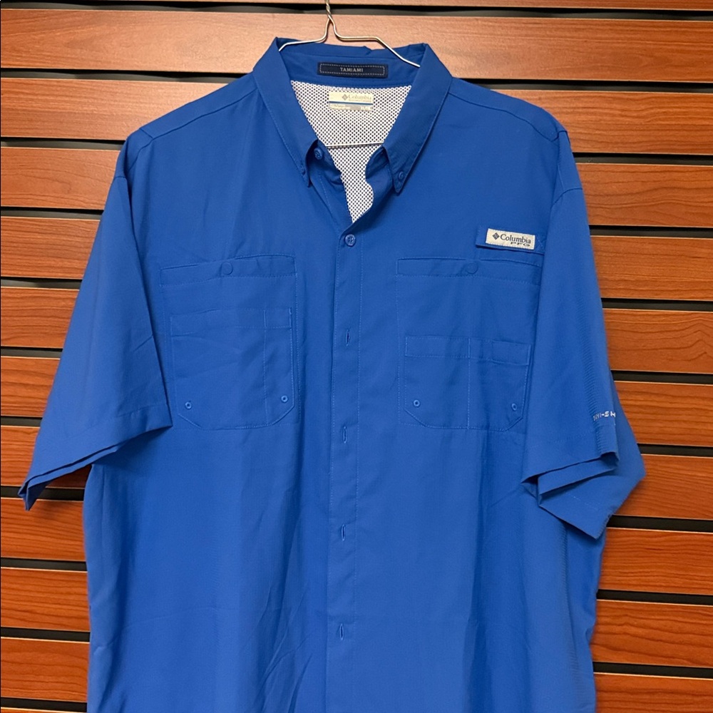 Columbia Men's Blue Shirt